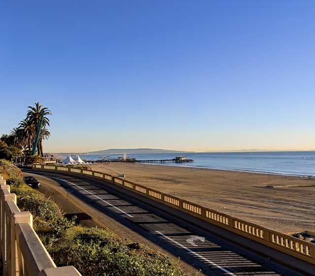 Los Angeles Beaches by Bike