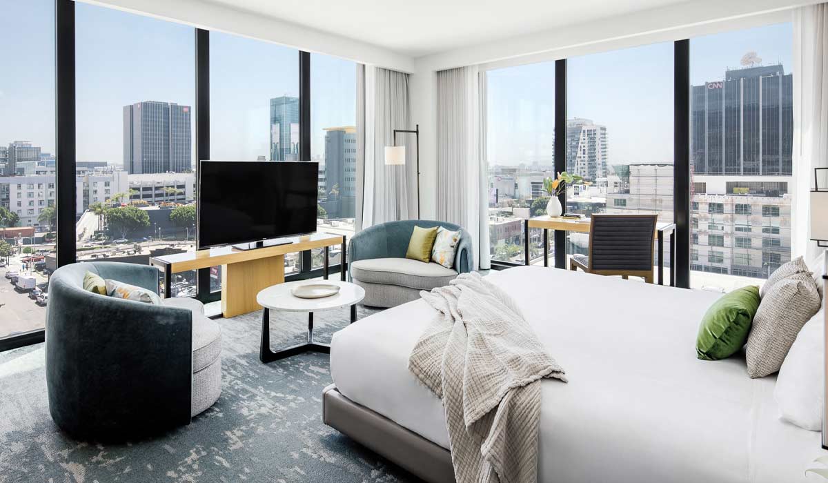 Dream Hotel Hollywood