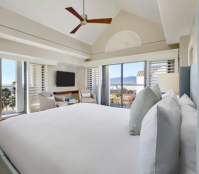 Loews Santa Monica Beach Hotel, Los Angeles
