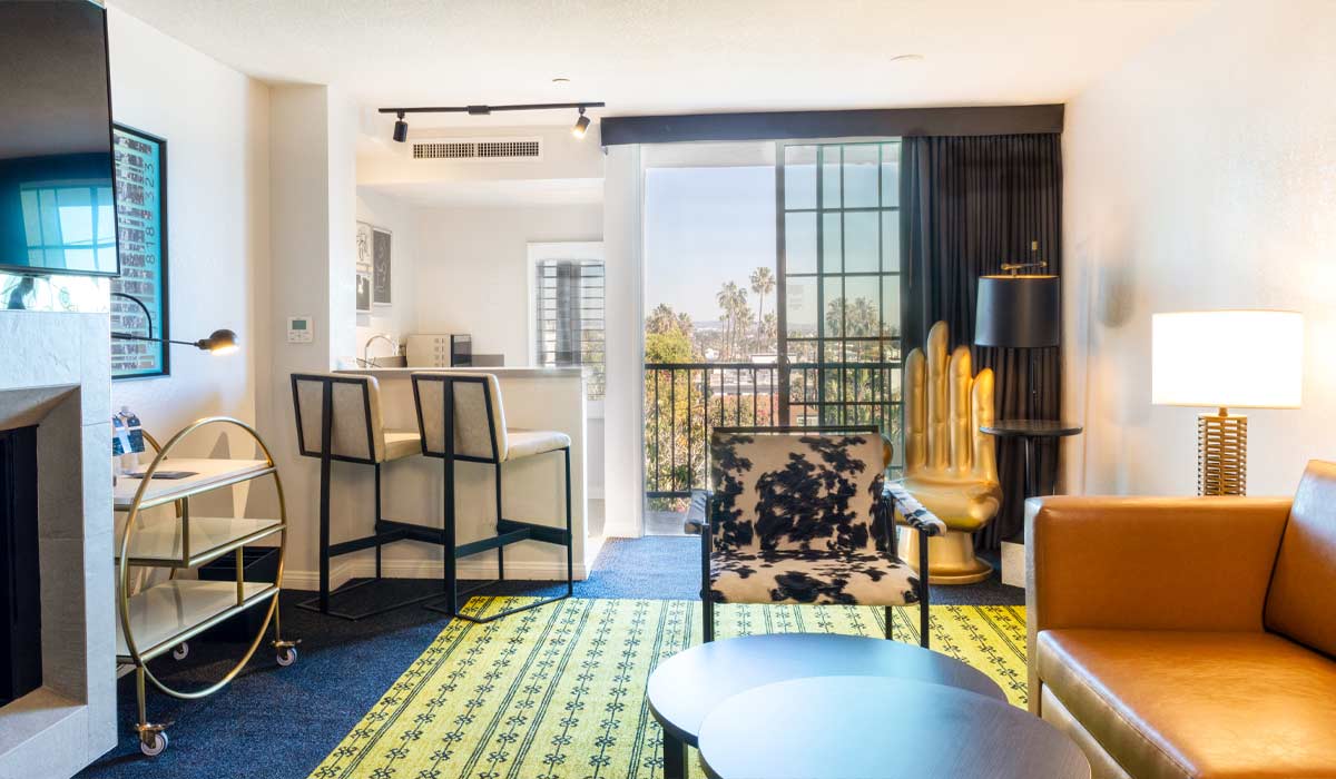 Montrose at Beverly Hills