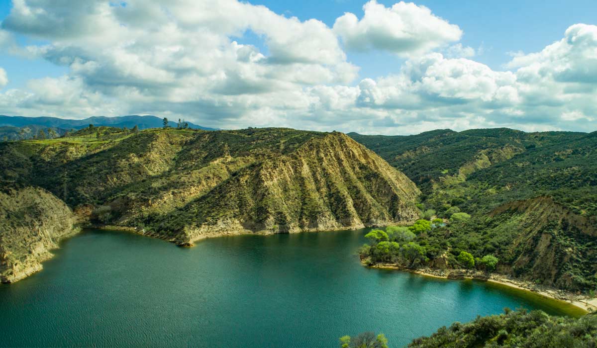 Castaic Lake, Los Angeles County, California