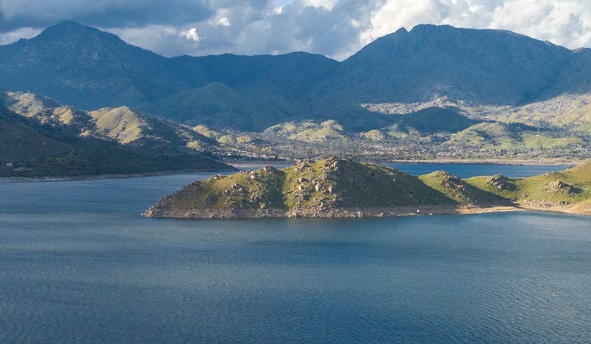 Lake Isabella, Sequoia National Forest in Southern California