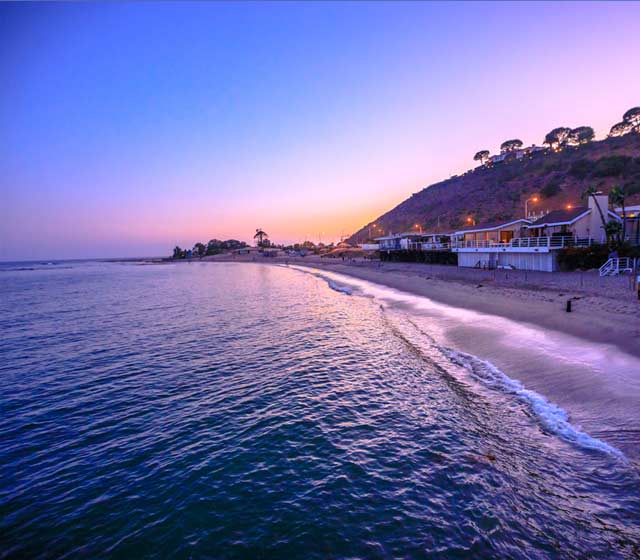 Surfing Malibu Surfrider Beach