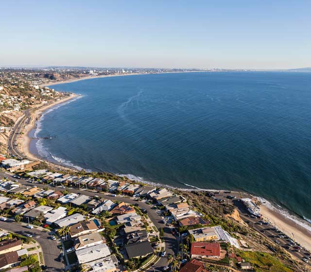 Pacific Palisades surfing on Sunset beach