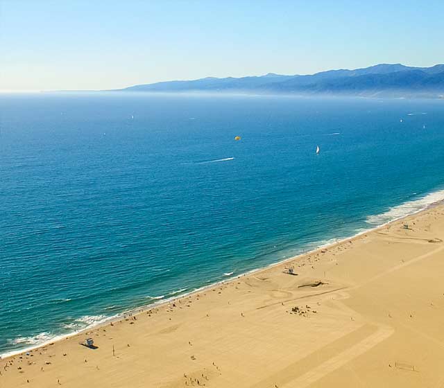 Surfing Venice Beach
