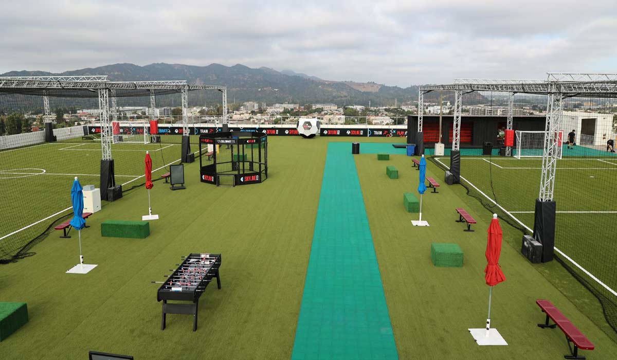 Skyline Pitch at The Amaricana at Brand in Glendale